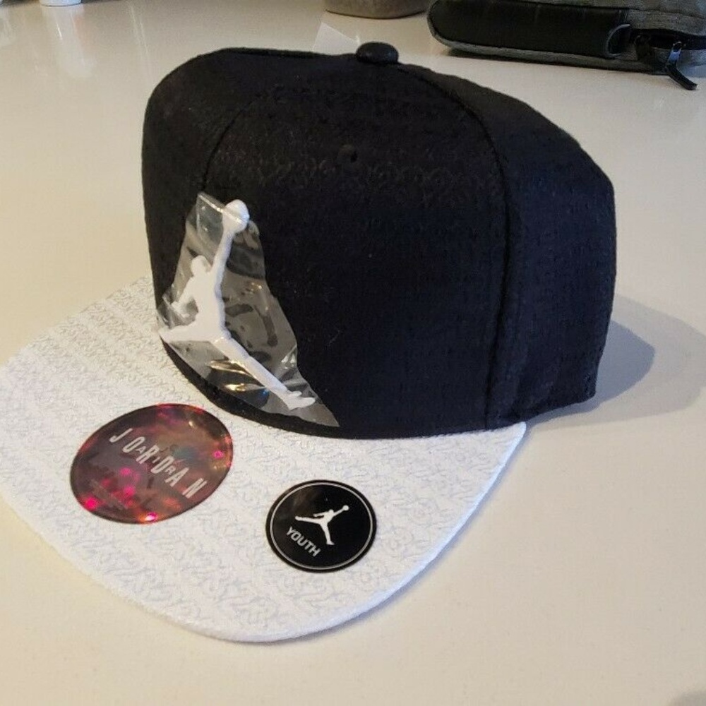 Nike Air Jordan Jacquard Cap Youth White Black #23